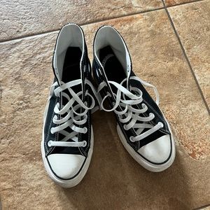 Women’s Converse Platform Shoes